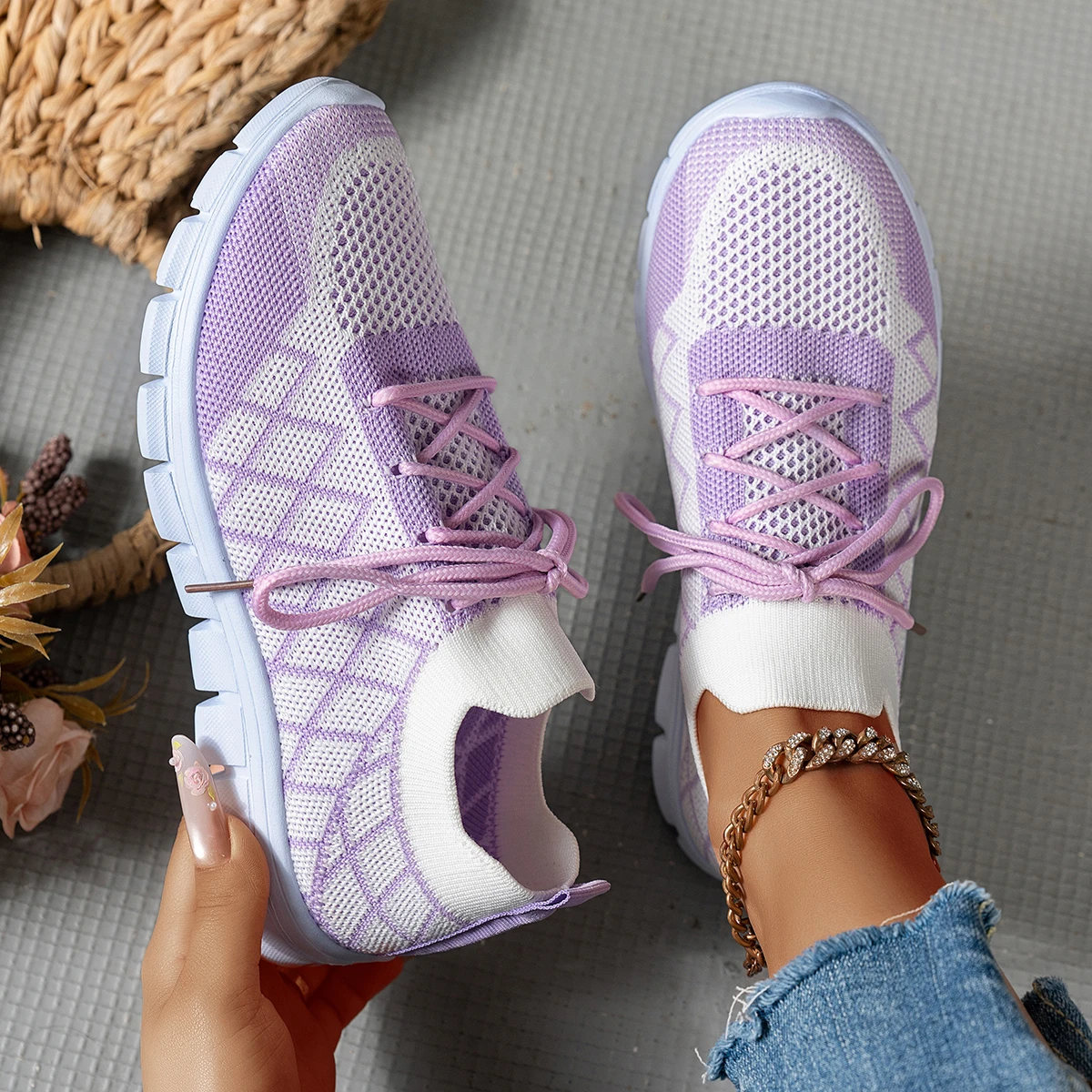 Gebreide damessneakers met rui - Knit Fabric Lace Up Sneakers recensie en prijs