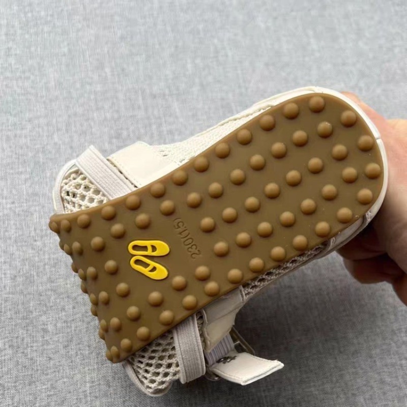 Nieuwe gevlochten holle sneake - Heels recensie en prijs