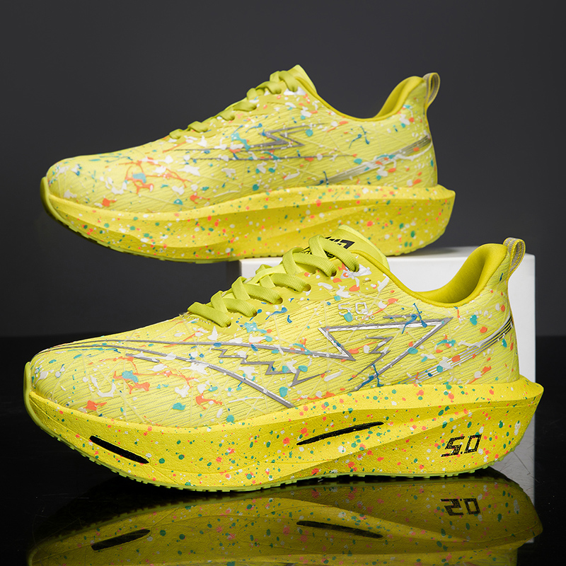 Marathon hardloopschoenen met  - Carbon Plate Marathon Racing Shoes recensie en prijs