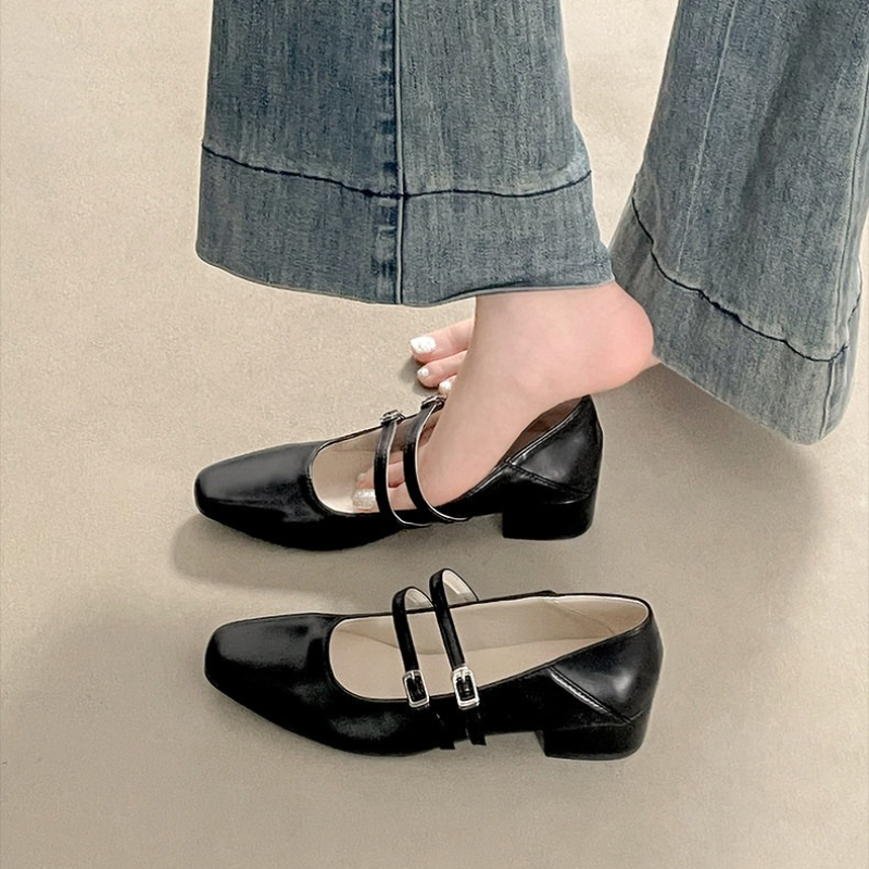 Vierkante neus lage hak dames  - Women'S Shoes recensie en prijs